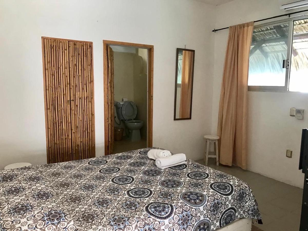 מלון פוארטו אסקונדידו Nomad Beach House מראה חיצוני תמונה