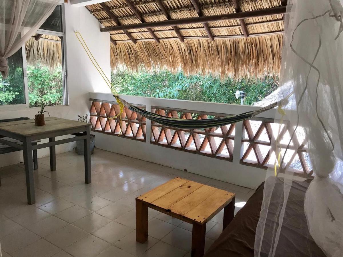 מלון פוארטו אסקונדידו Nomad Beach House מראה חיצוני תמונה